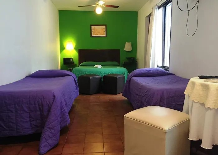 Hotel Neruda